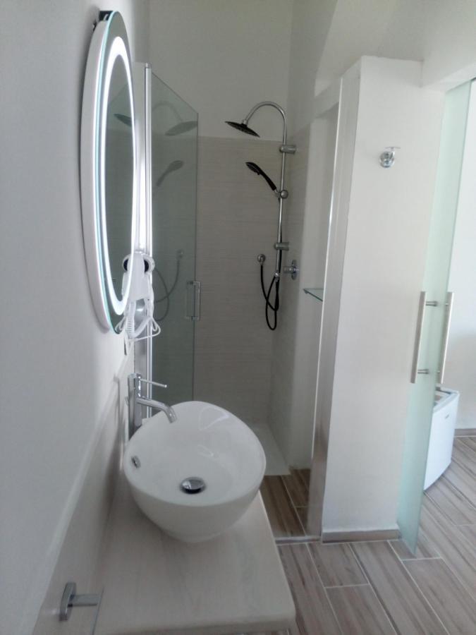 Flamingo Guest House- Rooms Olbia Kültér fotó
