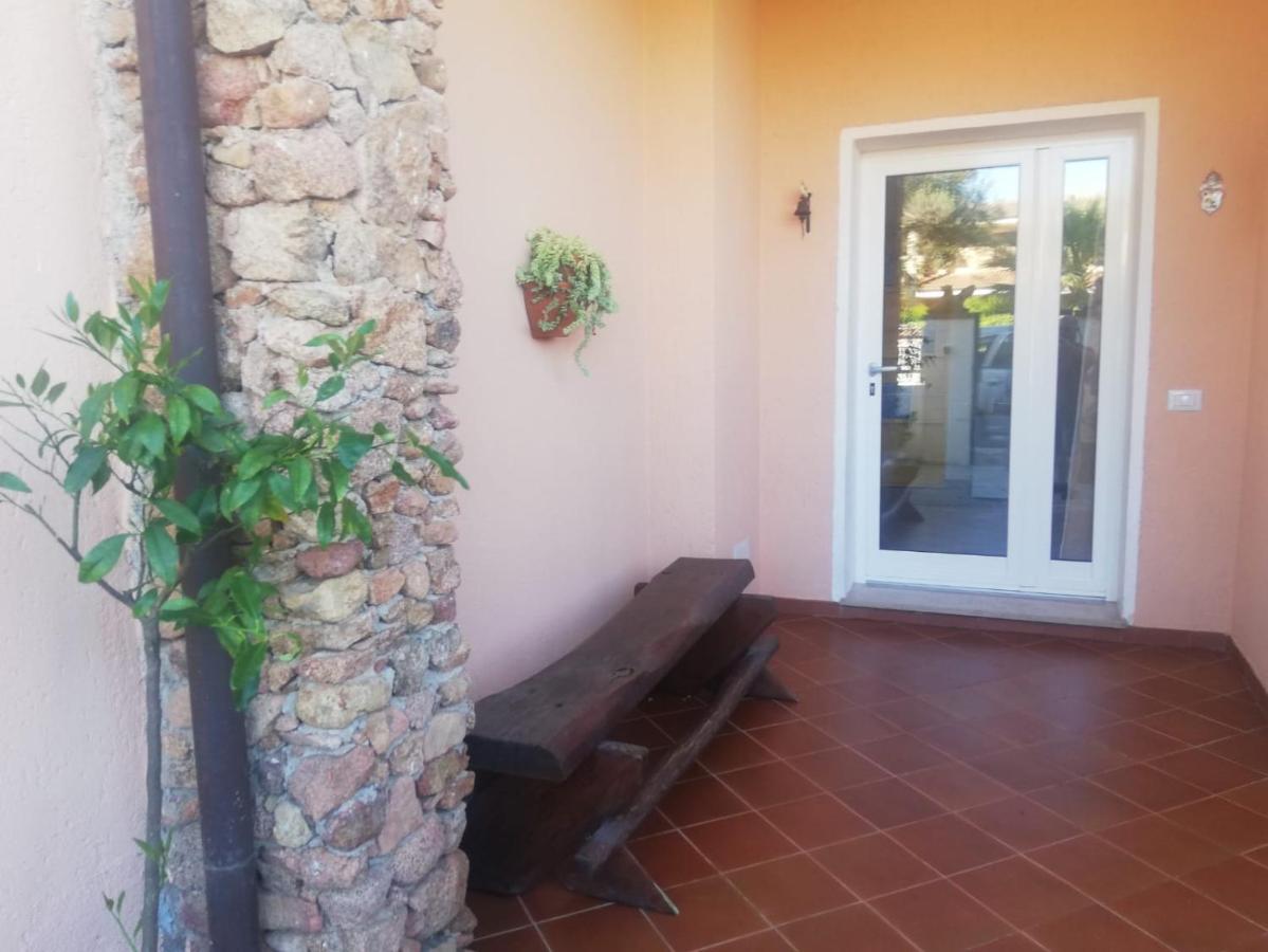 Flamingo Guest House- Rooms Olbia Kültér fotó